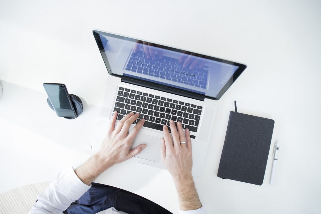 contratar diseñador web freelance en Madrid
